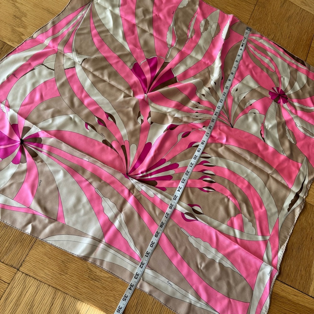 Averardo Bessi Silk Scarf 34x34 Pink Tan Hand Rolled Edges Flaws - Picture 3 of 10